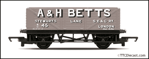 Hornby R60049 PO, A & H Betts, Plank Wagon - Era 2